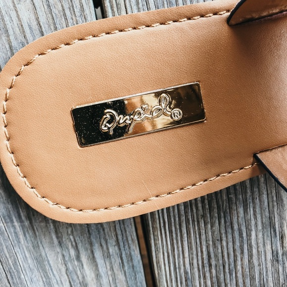 Camel striped flat vacation sandals - Picture 5 of 5